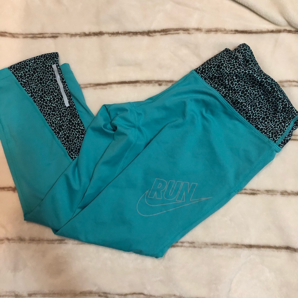 Nike Capri workout pants
